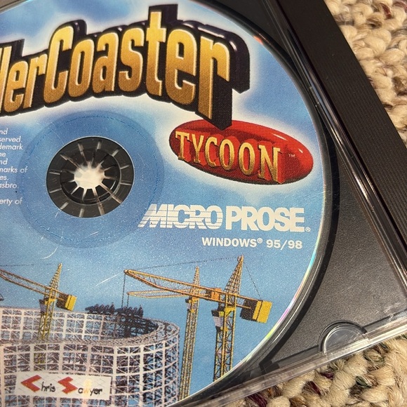 RollerCoaster Tycoon PC Game 1999. Windows 95/98 - Picture 2 of 5
